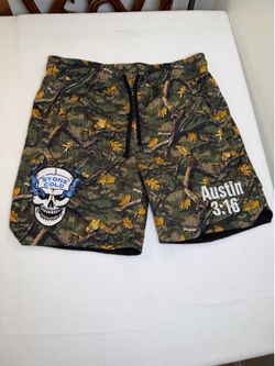 ✨ WWE x Shoe Palace Stone Cold Steve Austin Camo Mesh Shorts ✨Size XL