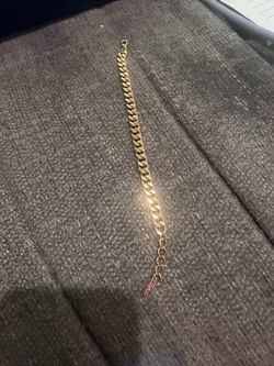 J.Crew Gold Tone Chunky Curb Link Chain Bracelet Signed Adjustable Statement