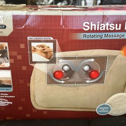 Shiatsu Pillow Rotating Massage .Massaging  And Combined