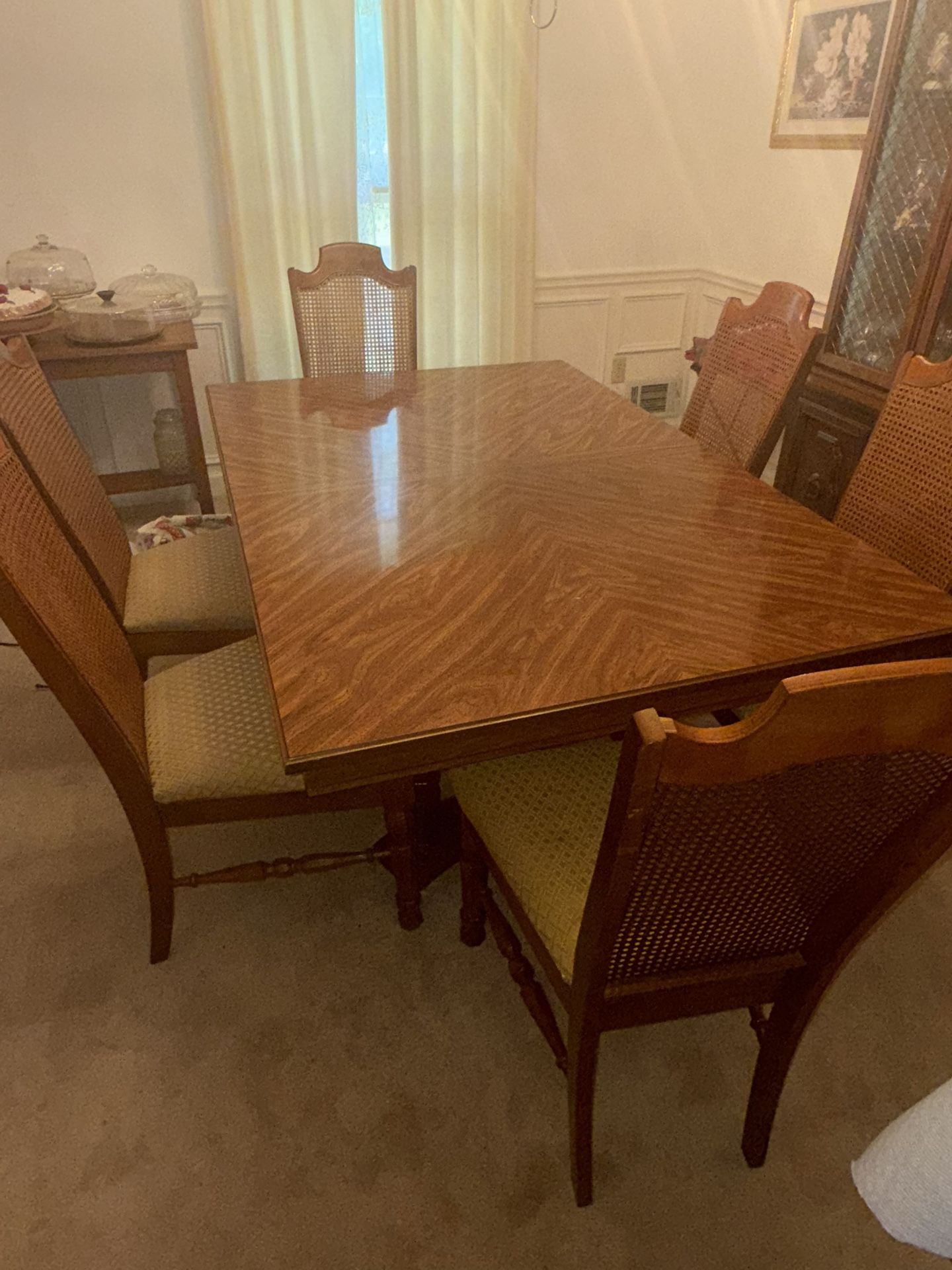 Dining Room Set 