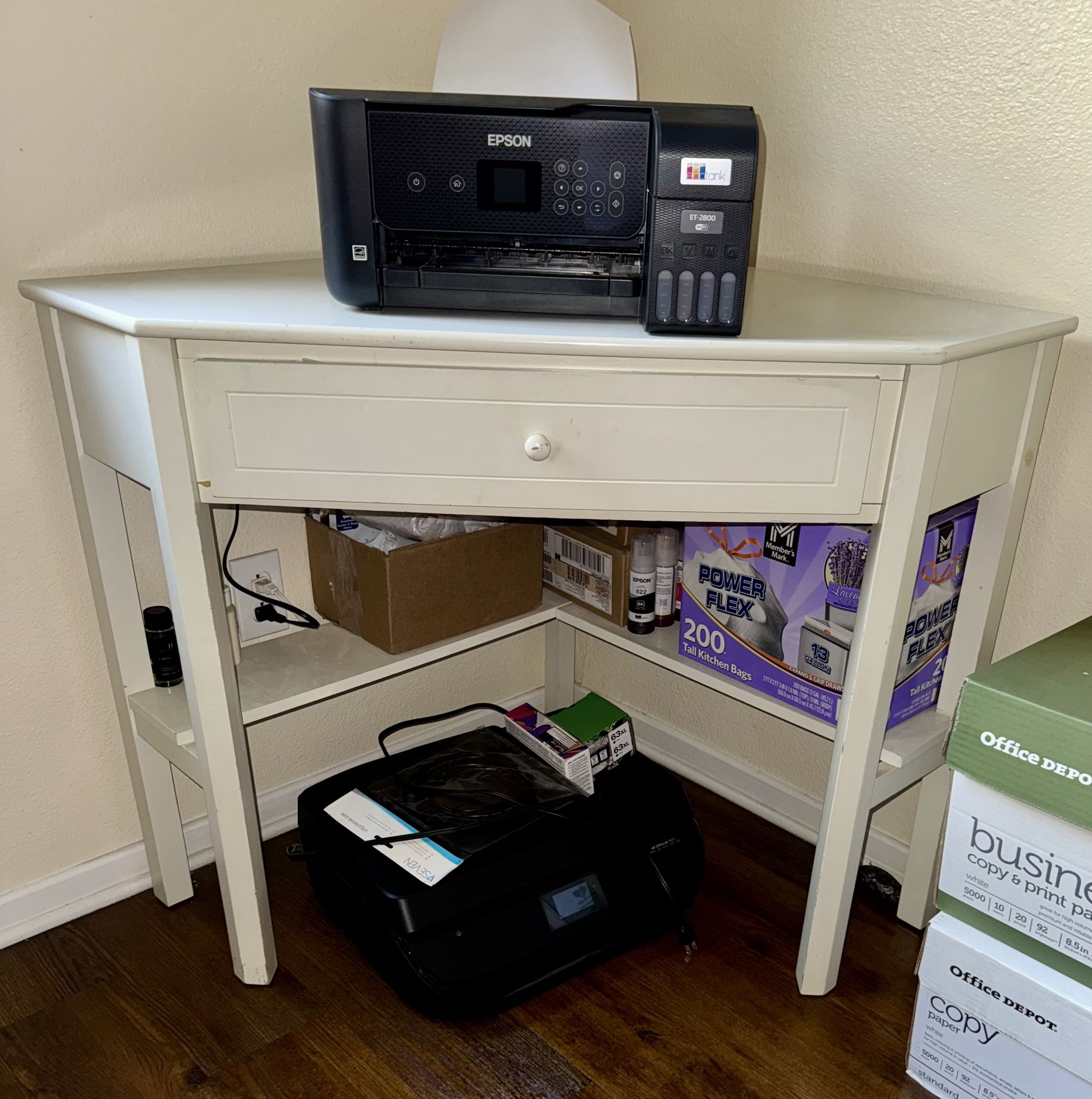Corner Desk/Table