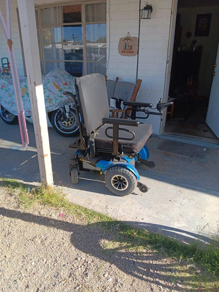 Q1460 Powerchair