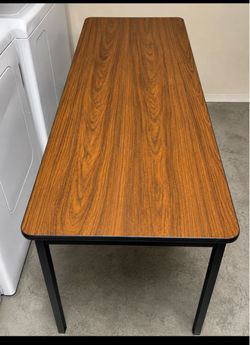 Long table