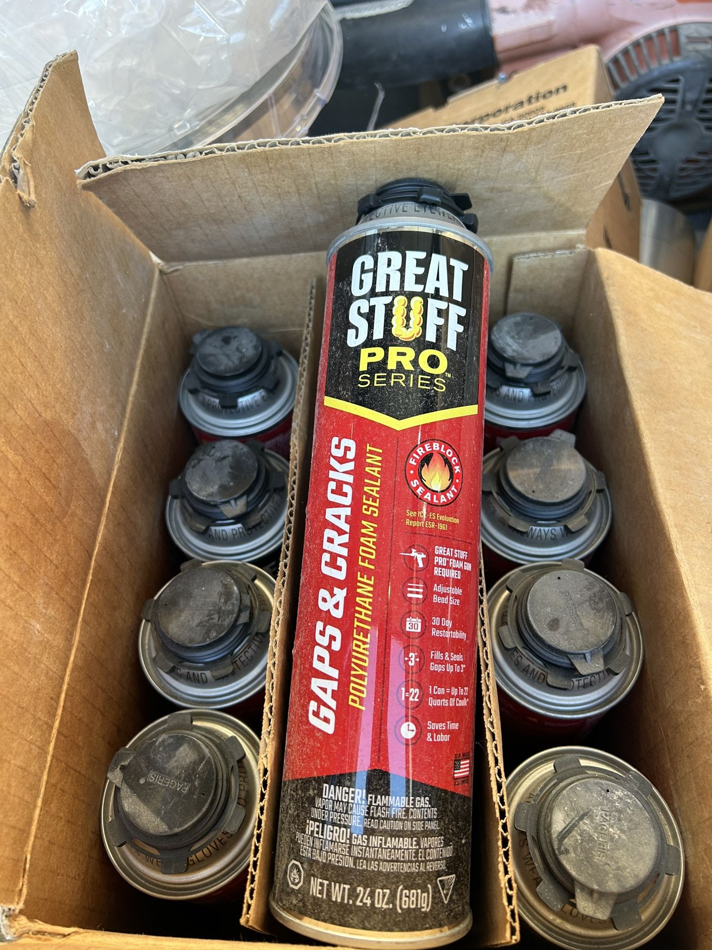 GREAT STUFF PRO SERIES.  11 Cans 