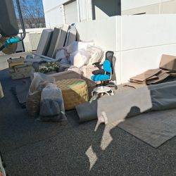 Free Furniture 