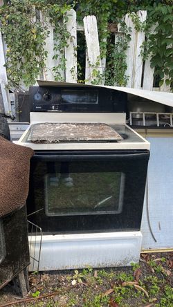 Black Electric Stove / Oven — For Parts or Repair