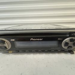 Car Pioneer Untested DEH-1400 CD Receiver 45 watts x 4 Channel Power Amplifier Detachable Faceplate 3 Band Equalizer