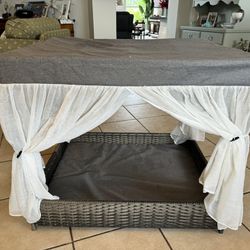 Gray Dog/ Cat Bed Rattan Cabana With Curtains