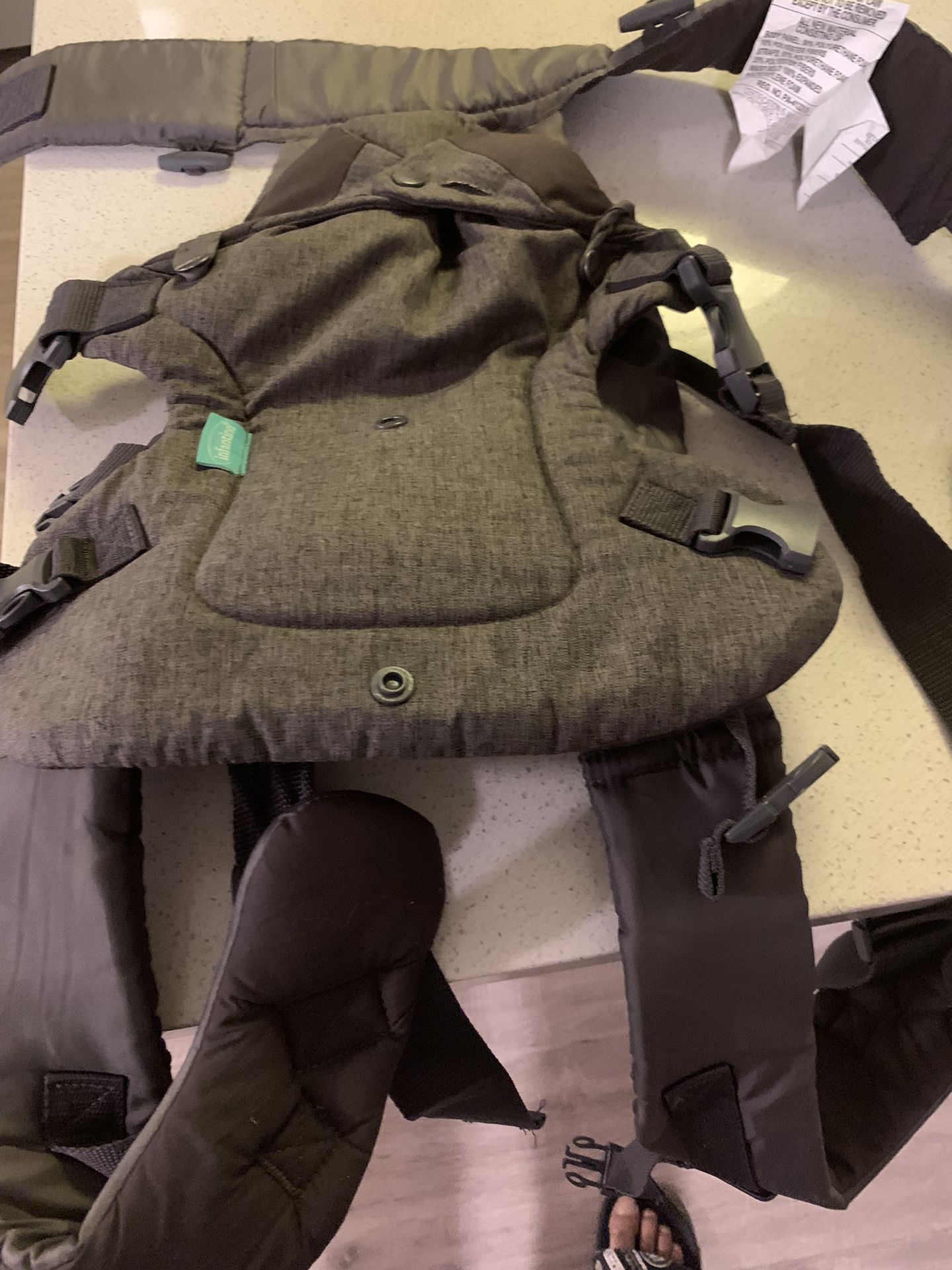 Baby Carrier Holds Upto 32lb