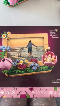 Lego Floral Picture Frame