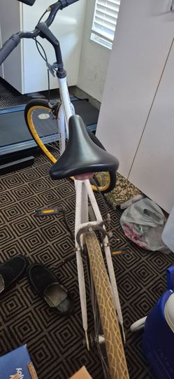 Thruster 700C Bike – Single Speed – $100