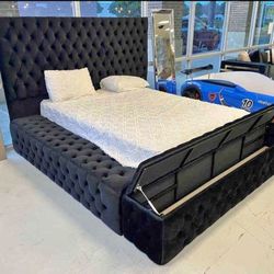 Cama Queen Size. Ready For Pickup 