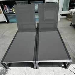 2 Outdoor Mesh Chaise Lounges 