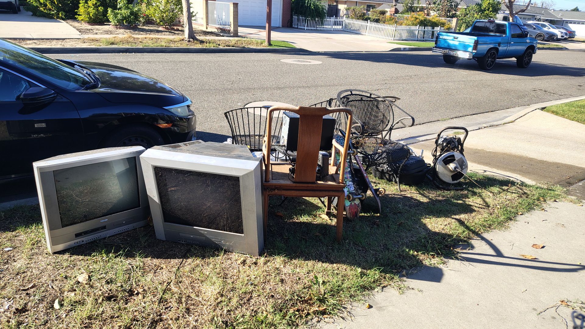 Bunch of free stuff and scrap metal for Sale in Santa Ana, CA - OfferUp