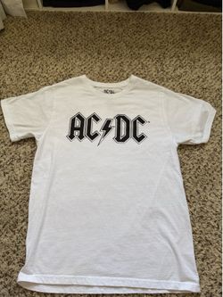Closet clean out- 5$ each or best offer for multiple.
