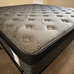 Sleep 😴 on your new mattress TONIGHT..in Stock 