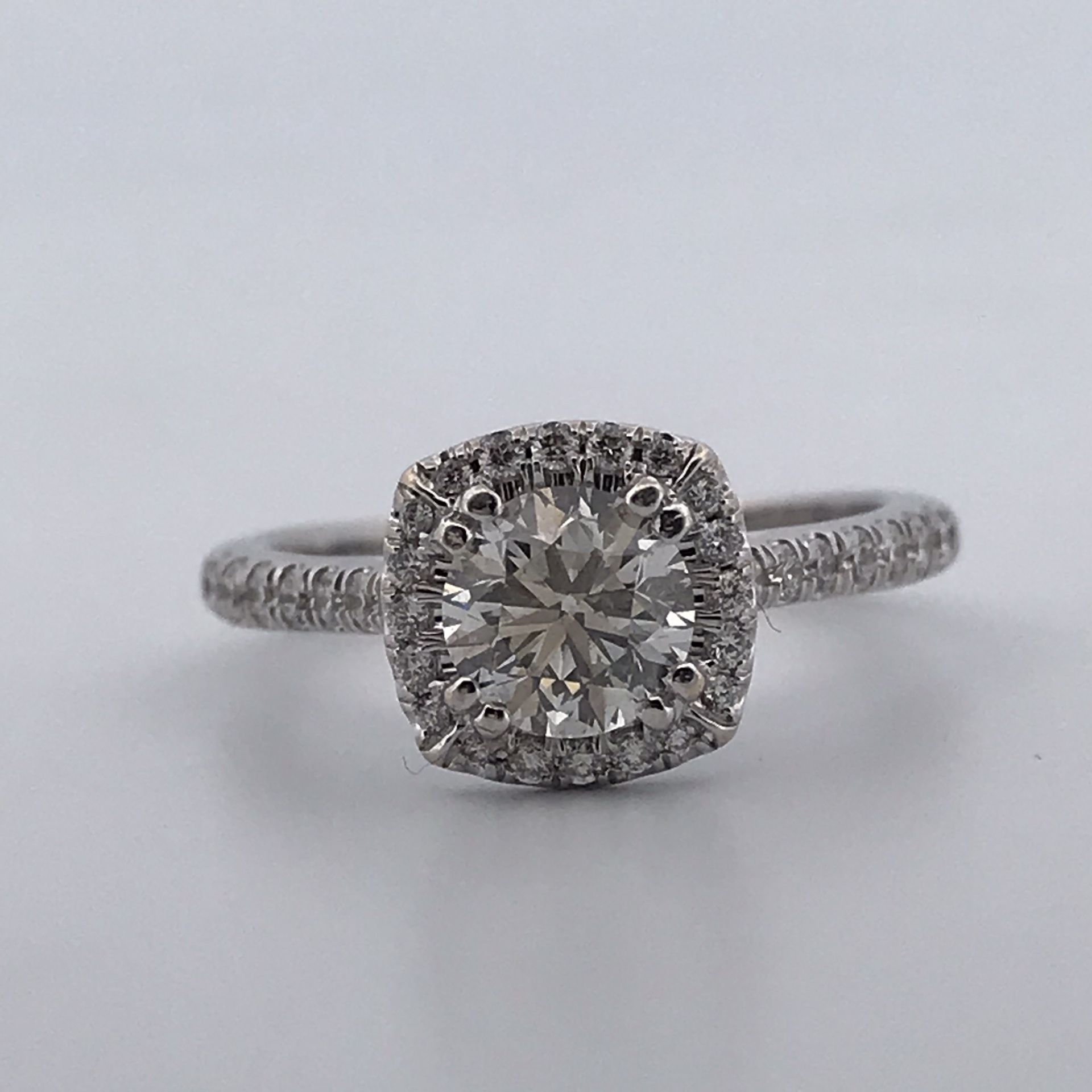 14k White gold 1.75ct diamond ring size 6.75