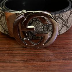 Gucci belt