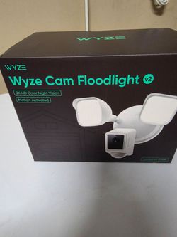 WYZE Cam Flood Light