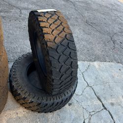 Lt255/75/17 Two Tires Used Good Condition 