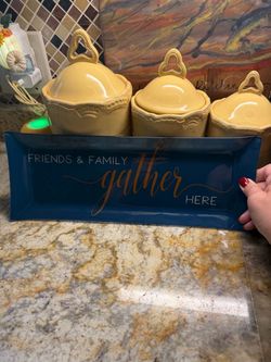 Blue 'Friends & Family Gather Here' Serving Tray