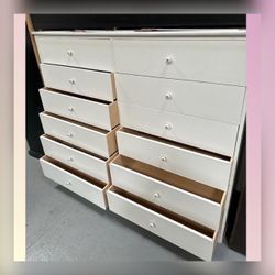 12 drawers dresser/ Twelve drawers dresser