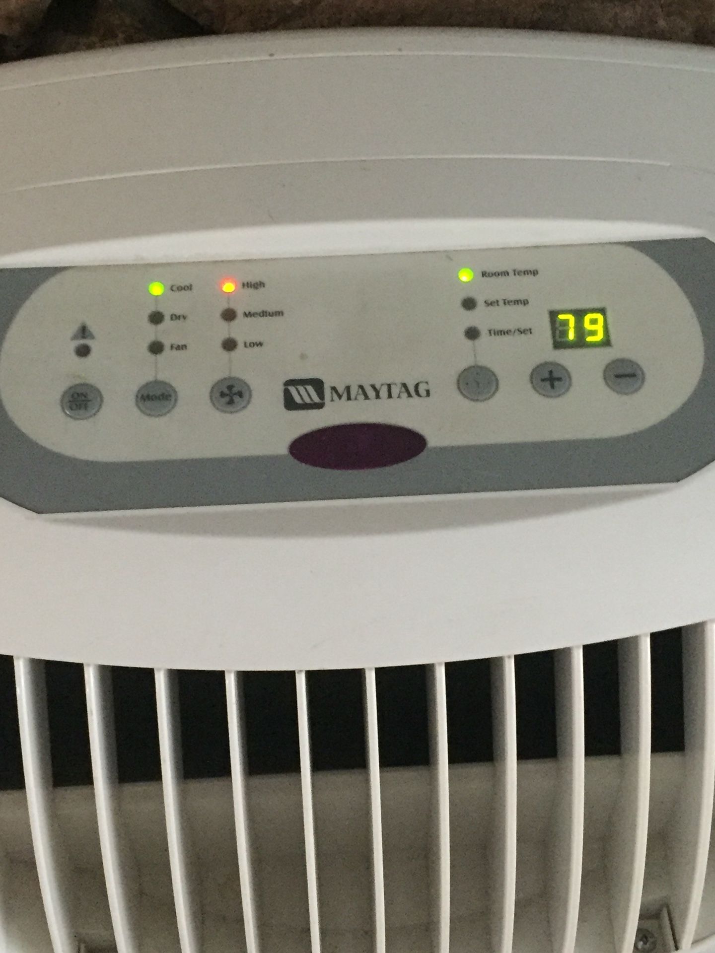 Maytag portable air conditioner 9000 btu for Sale in Puyallup, WA OfferUp