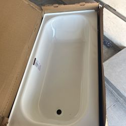 Bootz Industries Maui 60 in. x 30 in. Alcove Soaking Bathtub with Left Drain in White 