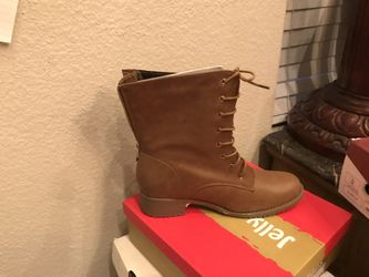 Womens combat boots size 10