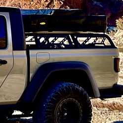 Jeep Gladiator Smittybuilt Rooftop Tent With DV8 Rrun Rack Combo