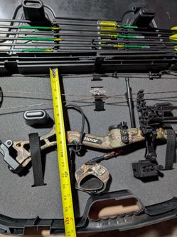 Bear compound bow