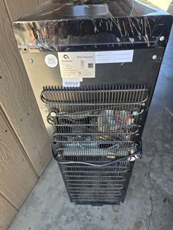 Water cooler