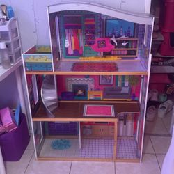 Doll House 