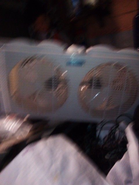 Lasko Dual Window Fan