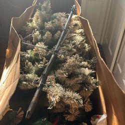 Free Mountain King Flocked Christmas Tree 