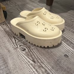Gucci Clog 