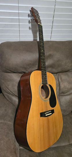 ACOUSTIC GUITAR  $89