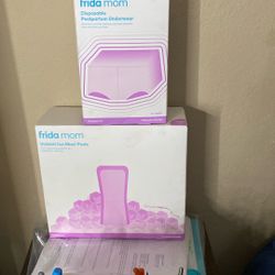 Frida Mom instant cold therapy and absorbent pad in one basically a double date for your vagina, disposable postpartum underwear