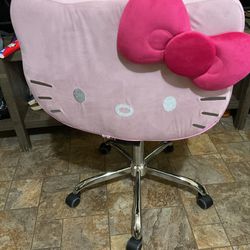 Hello Kitty Chair 