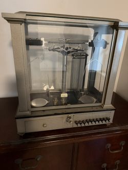 Ainsworth Precision balance analytical scale (see Explanation)