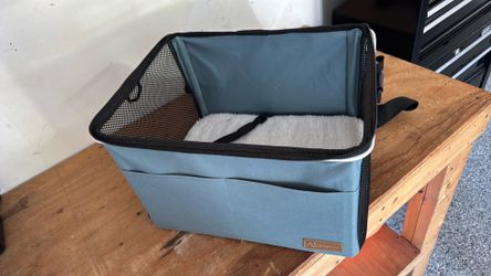 Dog car seat