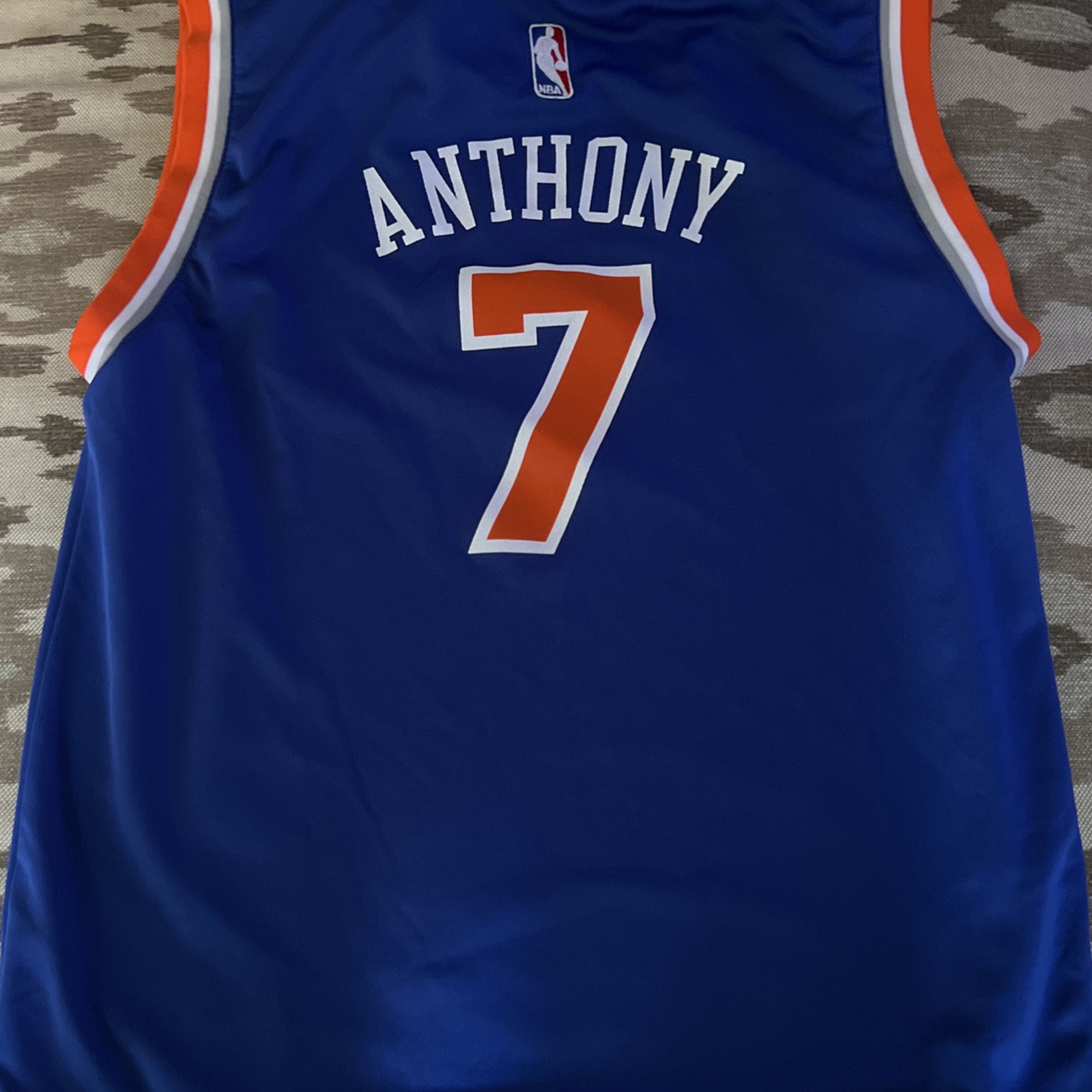 Youth Large New York Knicks Carmelo Anthony Jersey for Sale in New York, NY  - OfferUp
