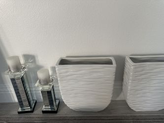 Vases and candle decor