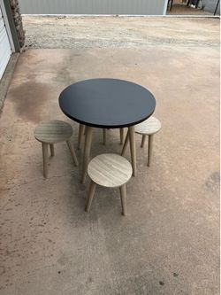 Ashley Furniture Kids Activity Table Set w/ 4 Stools | Playroom Table