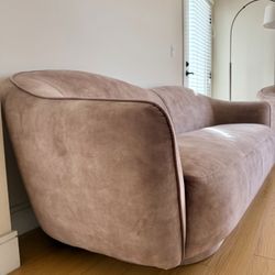 Stunning Like-New Sofa