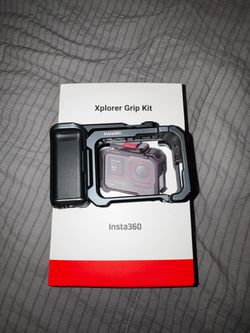 Insta360 xplorer grip kit