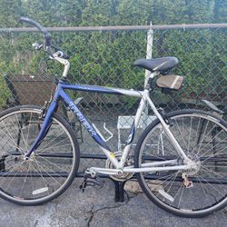 Trek 7000