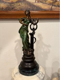Bronze statue ( France)