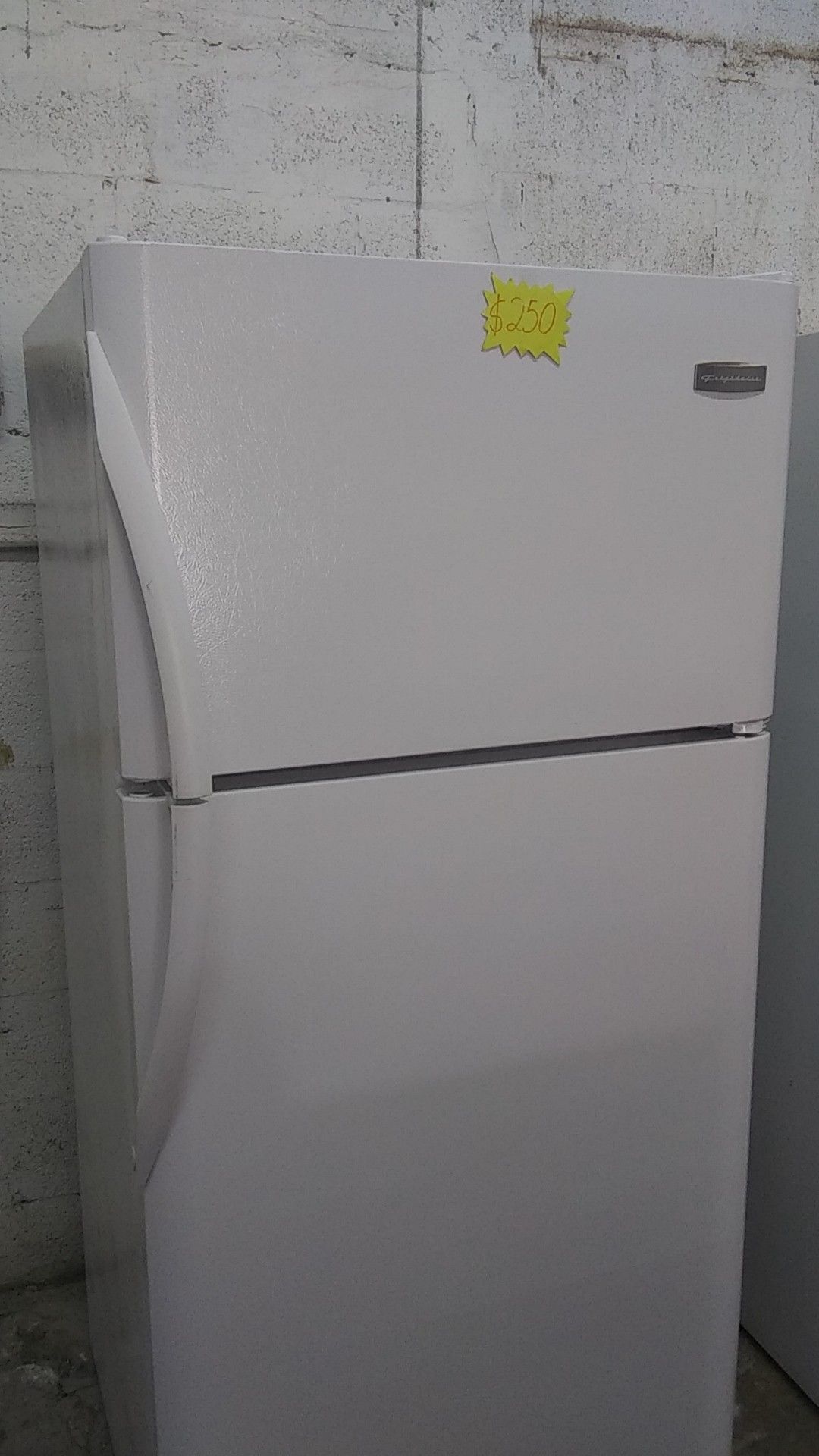 Refrigerator 30inch perfect condition