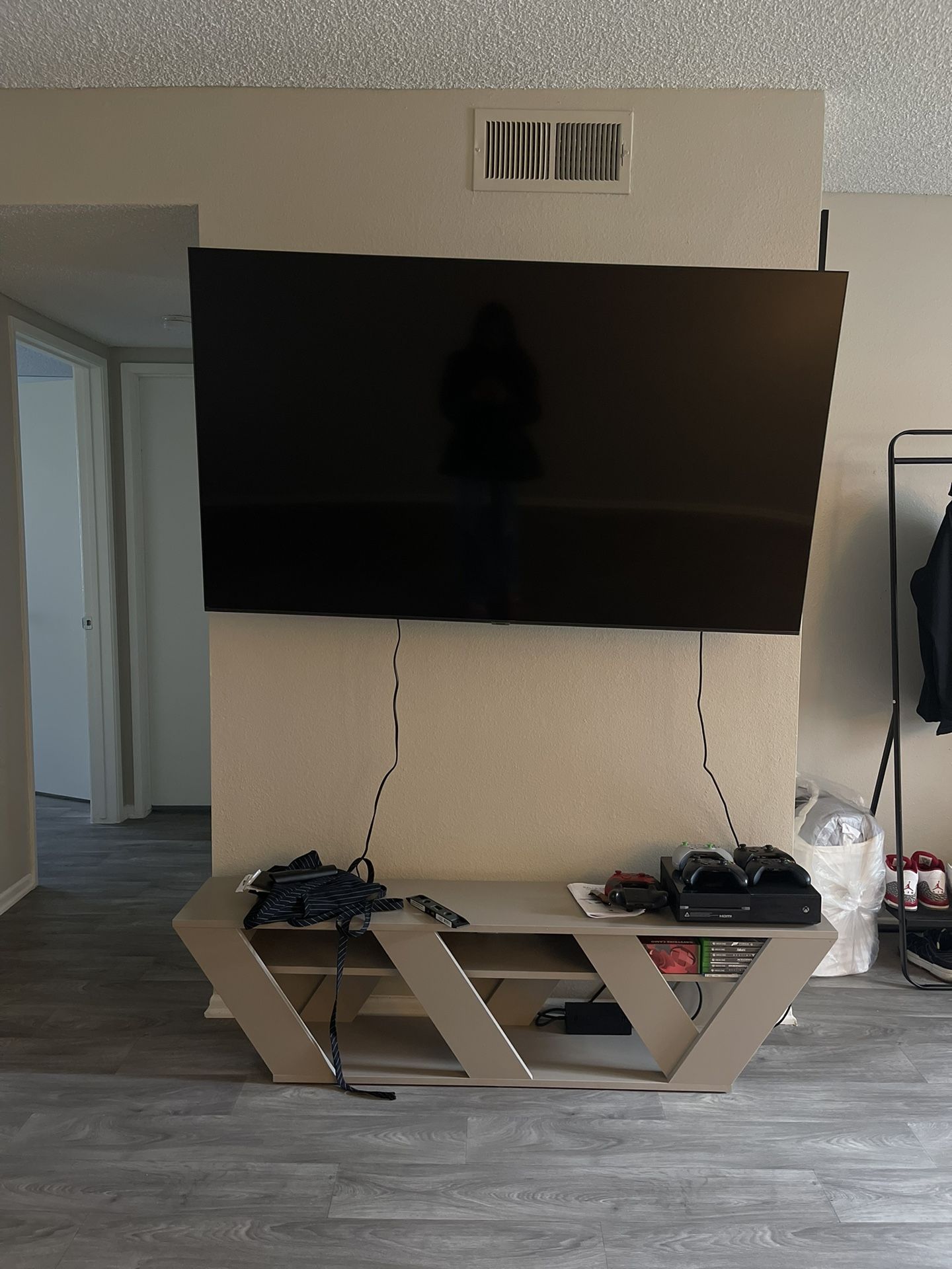 62.2” TV stand Ayana Media Console